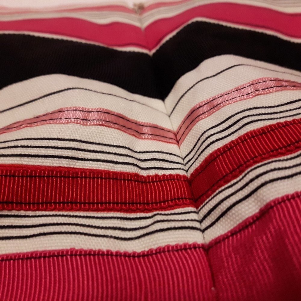 Beautiful Talbots Ribbon Skirt 6P Festive and cute - Picture 3 of 5